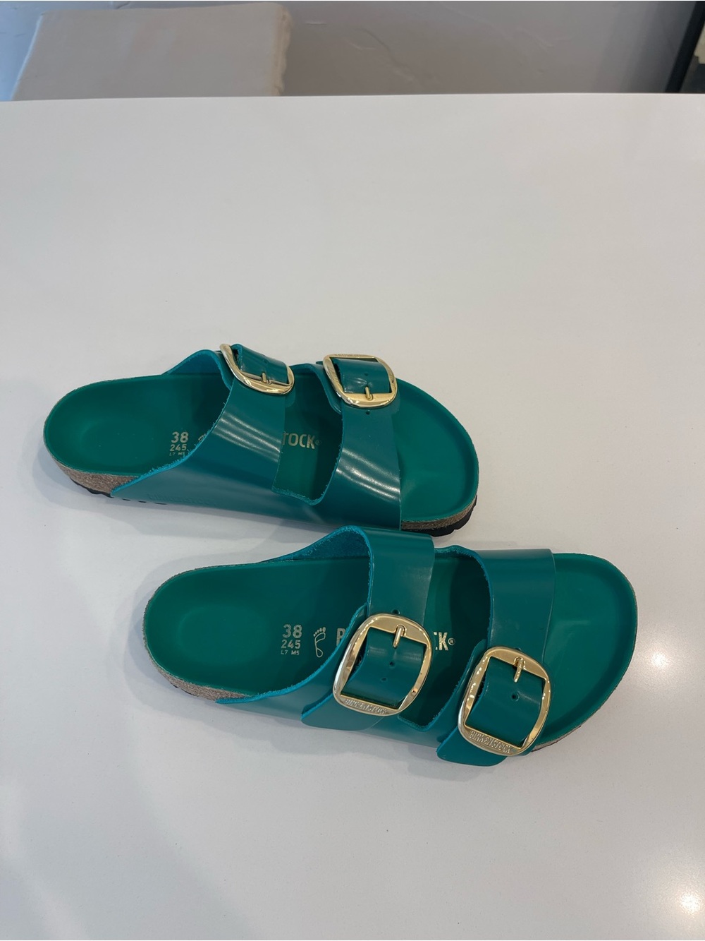 Birkenstocks green Arizona sandal with big gold buckle Size 38 - Picture 6 of 11